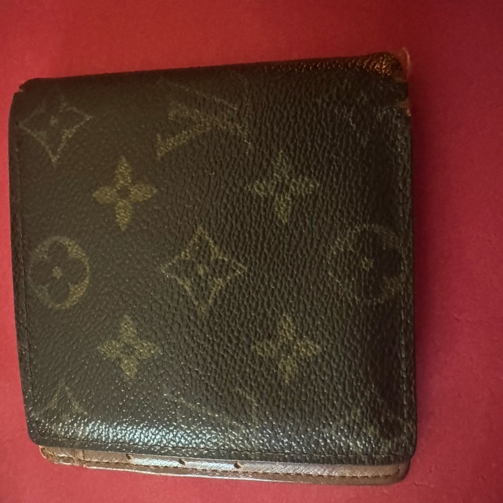 LV MONO WALLET